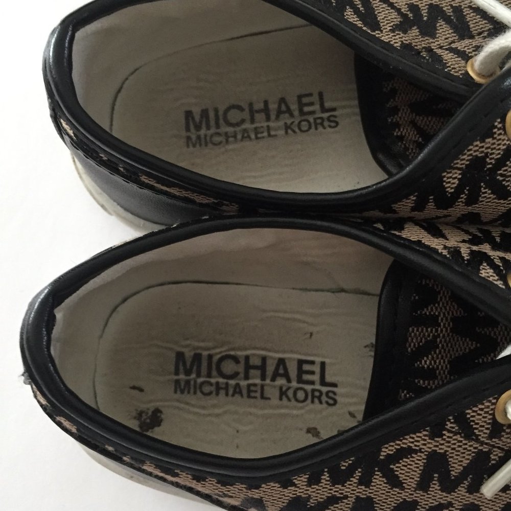 Michael Kors Logo Girl's Sneakers Size 1 - Picture 6 of 7
